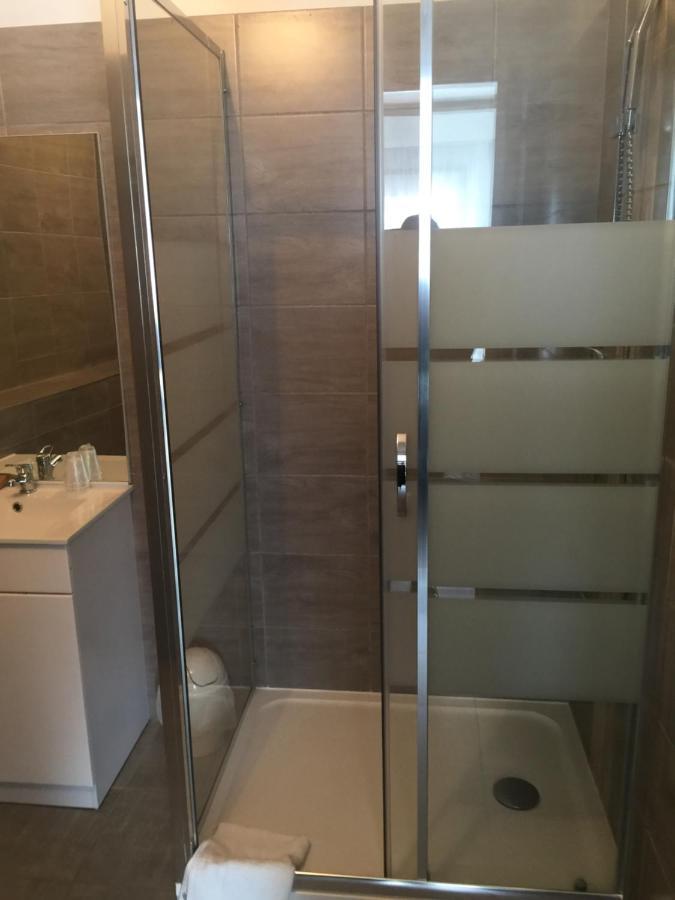 Luberon L'Hotel أبْتْ المظهر الخارجي الصورة